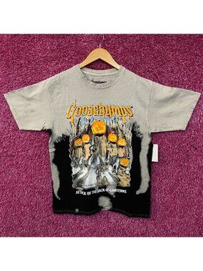 Goosebumps "Attack of the Jack-O'-Lanterns" Dip-Dye Graphic T-Shirt S/M